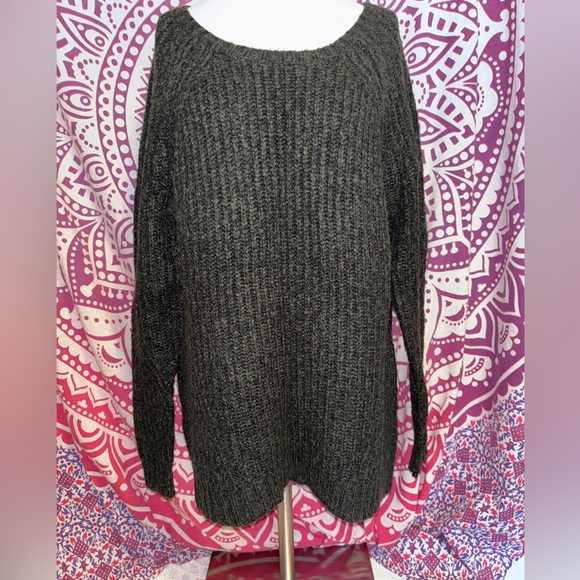 American Eagle Dark Navy Green Knit Sweater Women’s Size Large - Picture 1 of 7
